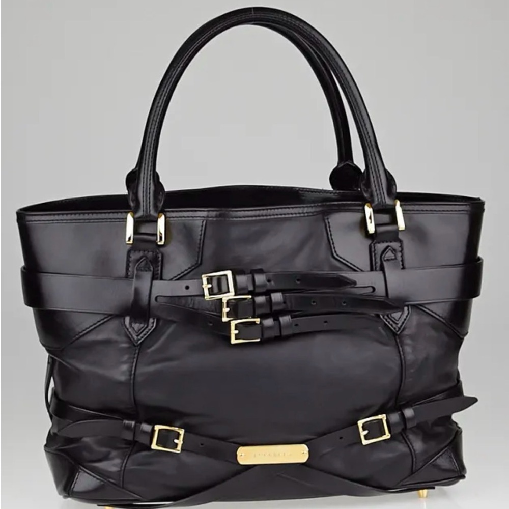BURBERRY
Black Soft Leather Landscape Bridle Lynher Bag - Picture 1 of 14